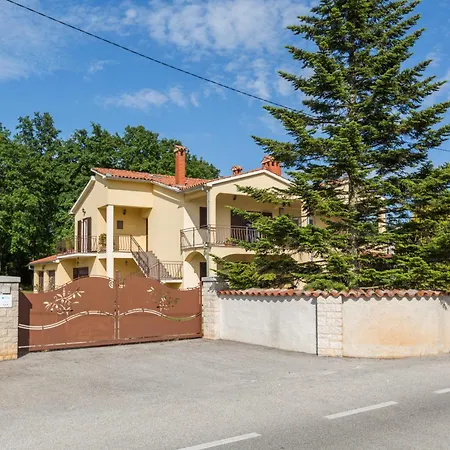 Adelia Апартаменты Kirmenjak